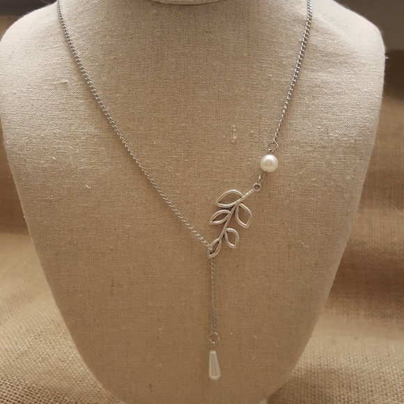 Leaf and Pearl Drop Necklace - Picture 2 of 2